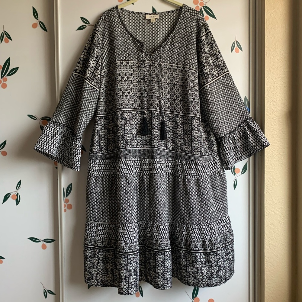 Style & Co Black & White Patterned 3/4 Sleeve Loose Drapey Dress Beachy Bohemian